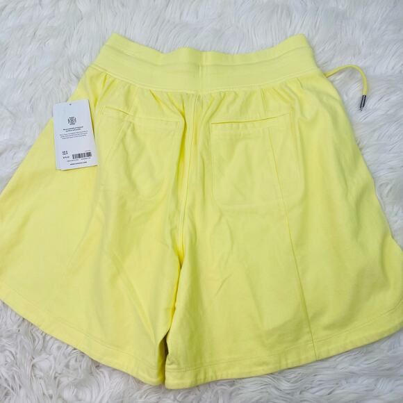 Athleta Women's Farallon Midi Short Size S Bright Yellow NWT - Picture 15 of 16